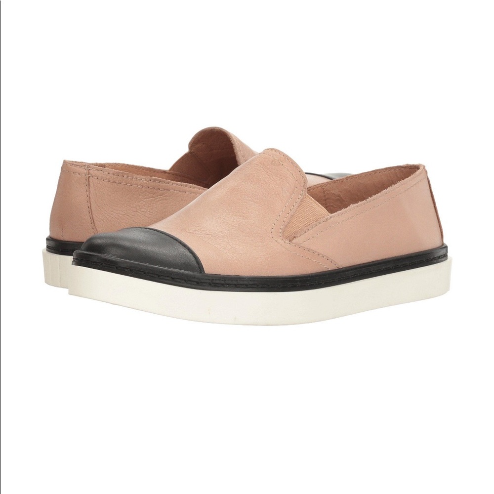 Andre Assous Danielle Leather Slip Ons